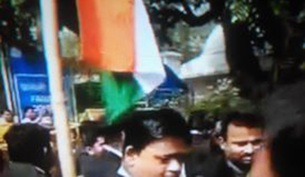 advocates waving tiranga in patiyala house court new delhi