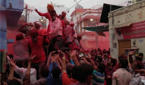 badshah ki sawari is celebrated after festival of colors HOLI in pali 