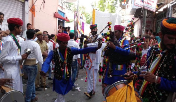 shobha yatra on mahavir jayanti at pali