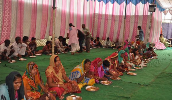 Bhandara  for Ramdevra devotees at Joganiya dham pushkar