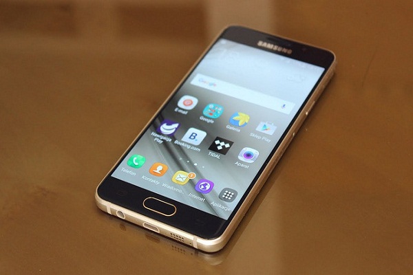 Samsung Galaxy A3 SABGURU.COM