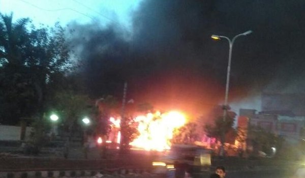 fire breaks out at petrol pump in kota