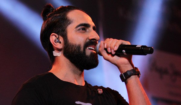 used to sing in trains and collect money during college days : Ayushman Khurana