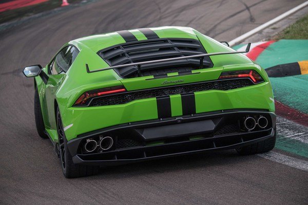 lamborghini huracan performante launched at rs 397 crore