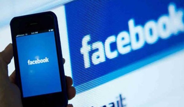 फेसबुक पर शुरू हुए झगड़े की शिकार बनी किशोरी