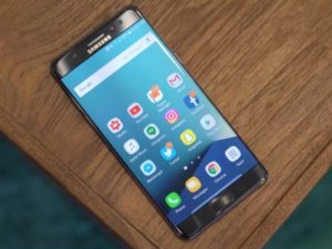 samsung galaxy note 8 smartphone